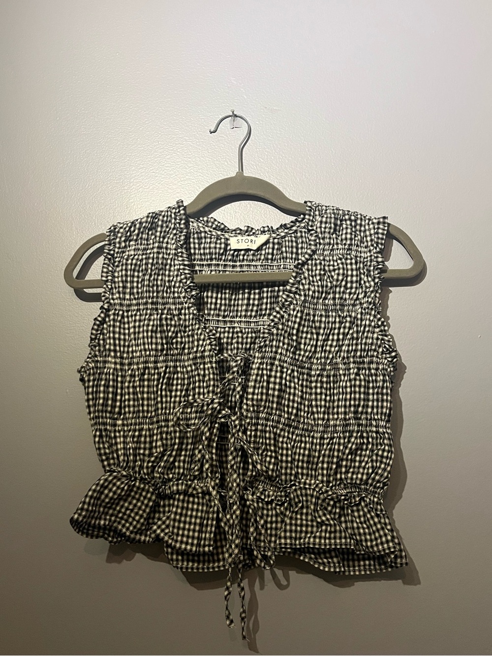 Storia Black & White Gingham Tie-Front Smocked Tank